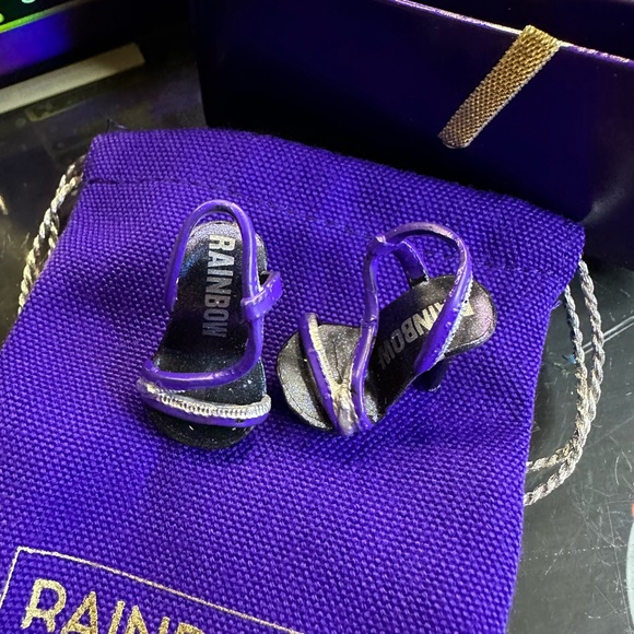 Rainbow High Mini Accessories Studio Violet Willow Crystal High Heels Doll Shoes - Picture 3 of 10